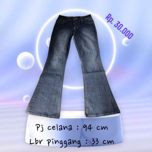 Celana levis panjang cewek