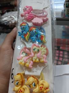 Ikat Rambut Karakter *