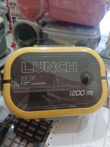 Kotak Makan Lunch Box 1200ml