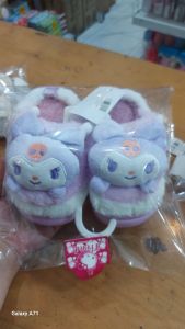 Sendal rumah sanrio