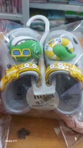 Sendal crocs mario