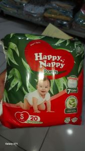 Pampers happy nappy S isi 20