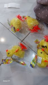 Mainan ayam kbt