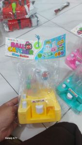 Ball cather