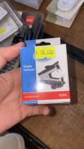 STAPLE REMOVER