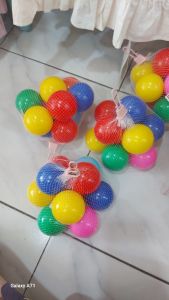 Mandi bola isi 10