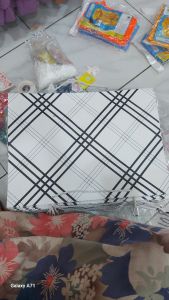 Paper bag besar