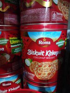 Roma kelapa karton