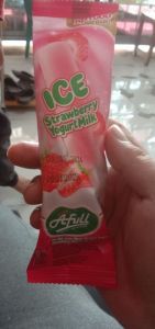 Strowbery Yogurt Milk