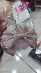 Ganci pompom pita