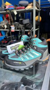 Sepatu Outdoor Pro Lynk Tosca