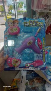 Cute girls fas