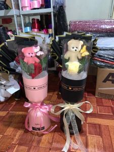 Bucket Bunga Mawar + Boneka
