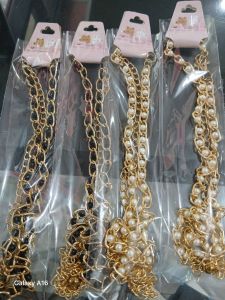 Ikat Pinggang Rantai hitam dan putih