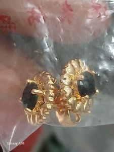 Antinh Bunga Hitam