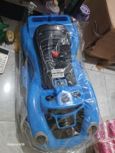 Mainan Mobil 