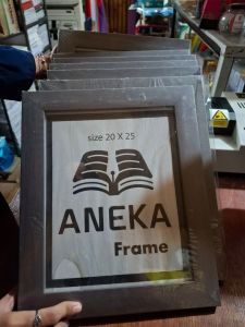 Bingkai Aneka