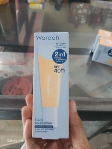 Wardah Liquid Foundation 2in1 Makeup + Brightening Skincare No.01 Neutral Fair