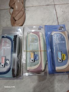 Tempat Pensil Passport