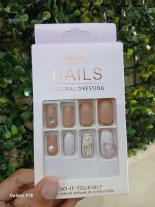 Fake Nails Keliny
