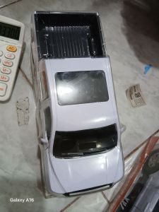 Mobil Pick Up Thundra