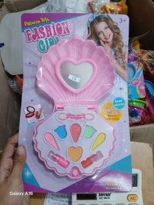 Make Up Fashion Girl