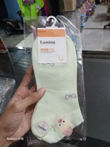 Kaos Kaki Fashion Lumina
