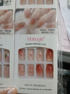 Fake Nail Hoho Girl