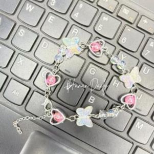 Gelang Manik Manik - Love and Butterfly Pink