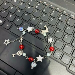 Gelang Manik Manik - Shark and Love Red