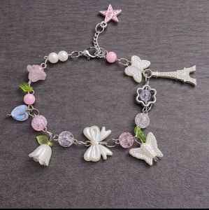 Gelang Manik Manik - Flower and Menara Eifel