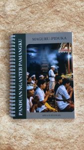 Buku Panduan Nganteb Pemangku Maguru Piduka Agama Hindu Arya Suryawan