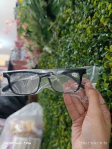 Kacamata baca +2.25