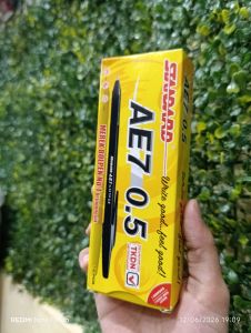 Standard - Bolpoint AE7 - Hitam