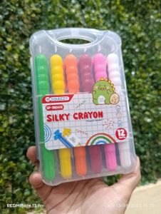 Squeszy CP-SQ2612 - Silky Crayon 12 Warna