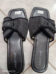 Aretha - Sendal Selop Hitam Abu Size - 38