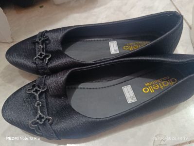 Diatello - Flatshoes Hitam Size - 38