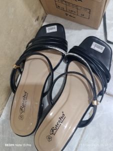 RAESHA - Heels Wanita 5cm Hitam - Size 40