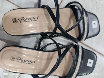RAESHA - Heels Wanita 5cm Hitam - 39