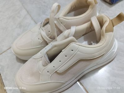 N&B Sepatu Fashion - Size 39