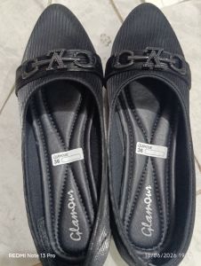 Glamour - Flatshoes Hitam - Size 39