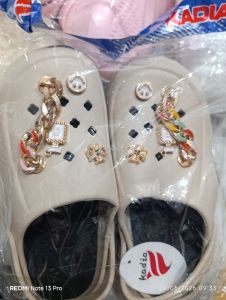 Kadia - Sandal Crocs Cewek - Size 37