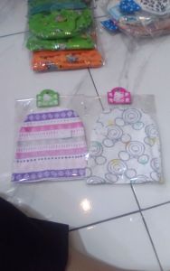 Topi baby motif