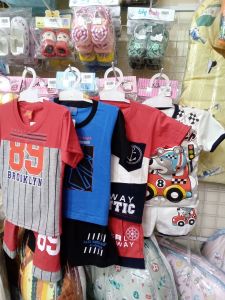 Setelan cowok kaos