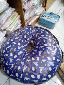 Bantal menyusui nia