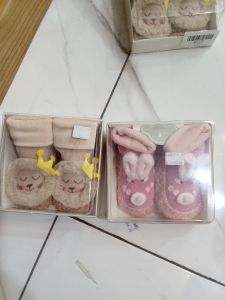 Sepatu anak bayi import