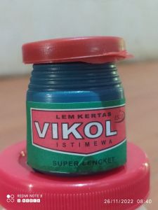 Lem Kertas Botol Kecil Glukol / Vikol