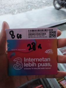 Kartu Tri 8 GB 