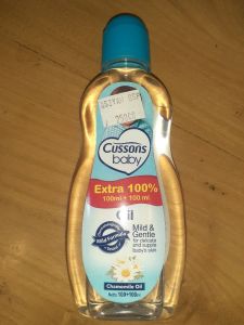 Cussons baby oil 100+ biru