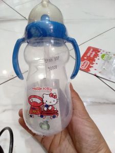 Botol sedotan hello kitty 250ml